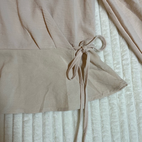 NWT | Olive & Oak | Cream Faux Wrap Blouse - Picture 7 of 15